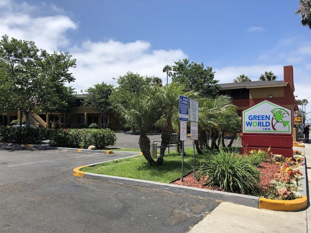 Ramada By Wyndham Near Seaworld / Mission Beach San Diego Dış mekan fotoğraf