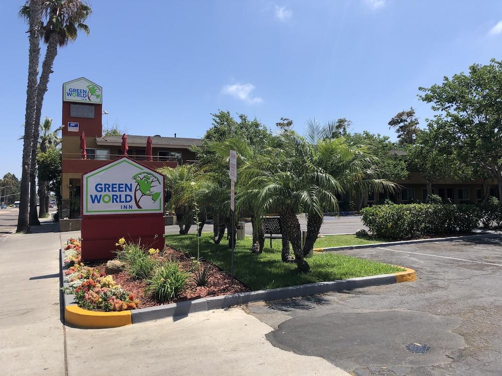 Ramada By Wyndham Near Seaworld / Mission Beach San Diego Dış mekan fotoğraf
