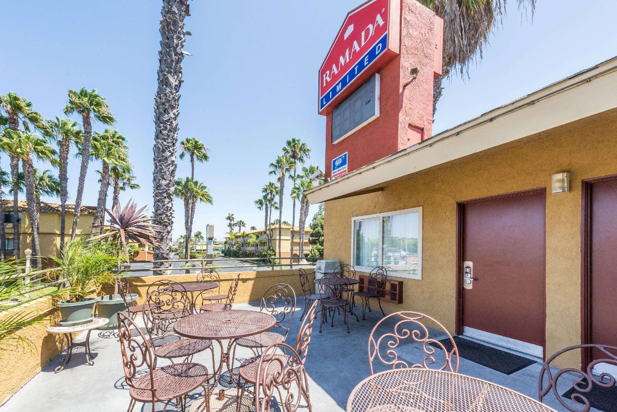 Ramada By Wyndham Near Seaworld / Mission Beach San Diego Dış mekan fotoğraf